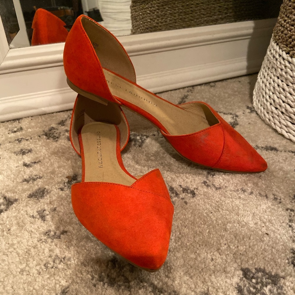 Chinese Laundry pointed orange flats